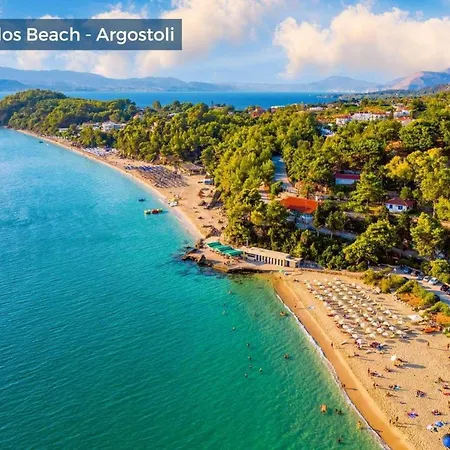 Margarita Τραπεζάκι